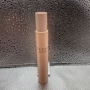 Gucci Bloom Aqua Di Fiore Rollerball